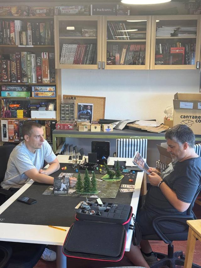 Warcrow on the table, photo by Morriondo
